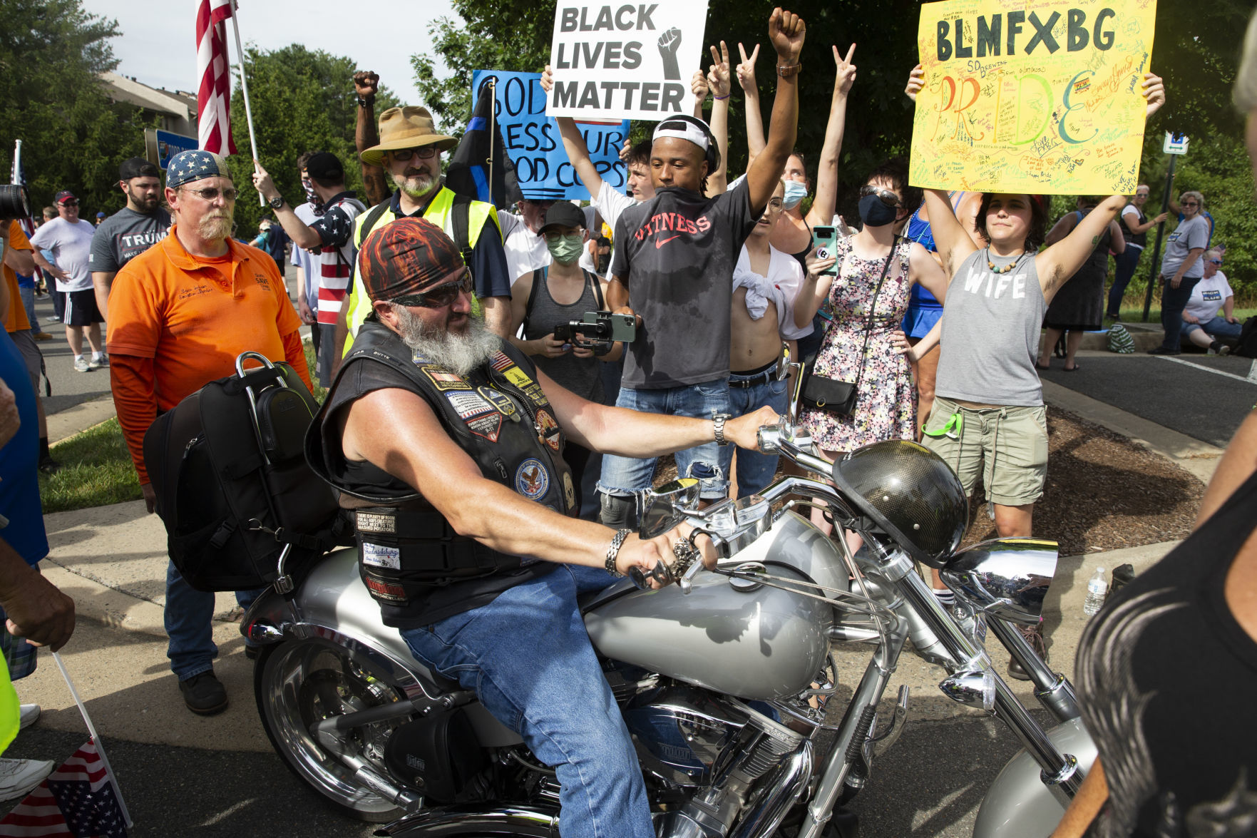 Back the Blue rally